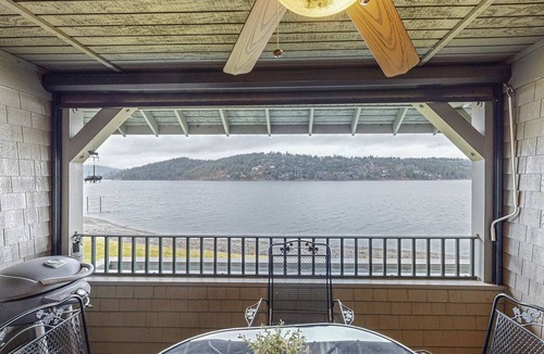 Coeur d'Alene Condo | 2BR Condo w/Lake Access, Balcony & Pool