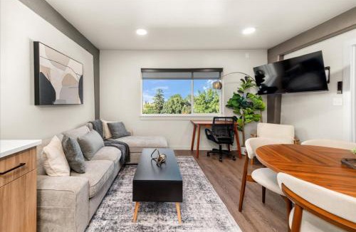 Cliff - Cannon Apartment | 2BR in Downtown with Parking