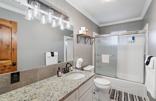 Boise Bench House | 3 Bedroom Boise State Home near BSU and Airport