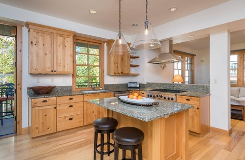Elkhorn Village Condo | 3 Bedroom Condo, All on One Level! Grill and Sonos Speakers!