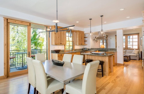 Elkhorn Village Condo | 3 Bedroom Condo, All on One Level! Grill and Sonos Speakers!