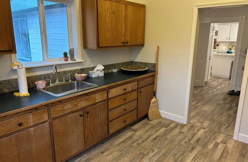 Horseshoe Bend House | 3-bedroom farmhouse in fantastic Horseshoe Bend with AC