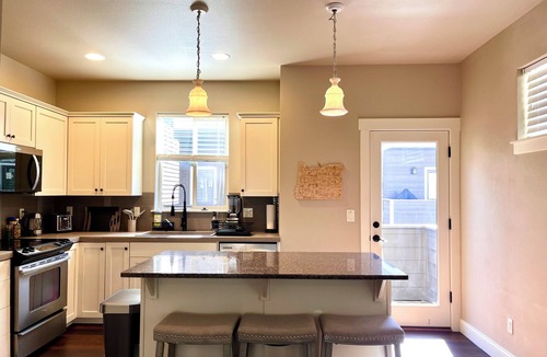 Cedar Hills House | 3-bedroom house in Beaverton with convenient location
