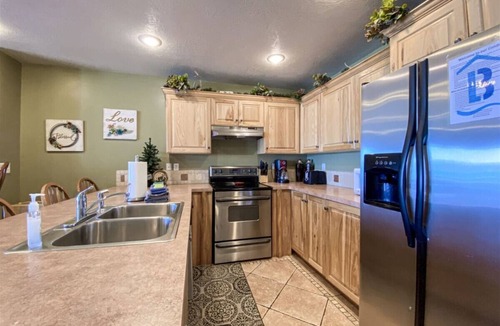 Harbor Village Condo | 3 Bedroom Lake View Condo 874 #2, Bear Lake views