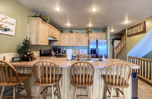Harbor Village Condo | 3 Bedroom Lake View Condo 874 #2, Bear Lake views