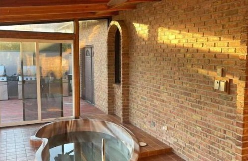 Harrison House | 3-bedroom vacation home just 4 minutes to Lake Saint Clair