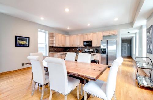 Pulaski Park Apartment | 3 Flat Building Downtown - With Private Patios