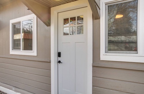 Latah Valley Apartment | 3 Mi to Downtown Spokane! Cozy Couples Retreat