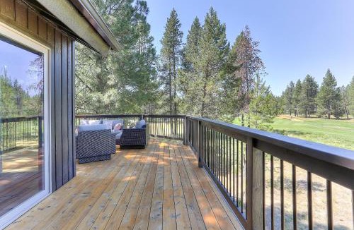 Sunriver House | 3 Spyglass Home on Meadows Golf Course feature Brand New Hot Tub and Bikes