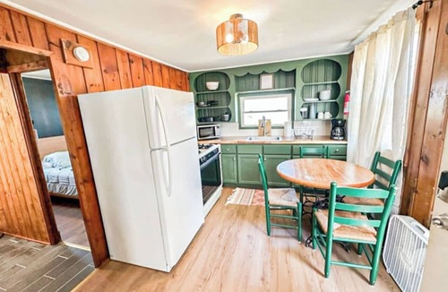 Oscoda Cabin | #3 | Waterfront Cabin with New Bath