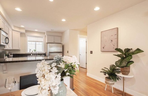 Whittier Heights House | 3b2.5b House in Ballard/10 mins to Green Lake