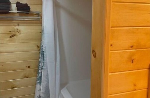 Lejunior Cabin | 3BR, 2 Bath Cabin with full kitchen, living room, and hot tub.