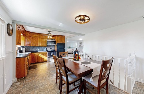 Burley House | 3BR Remodeled Home Near River: Grill, W & D, AC