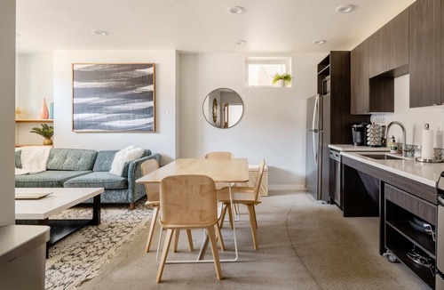 Belmont Apartment | 3BR Sleeps 8 Foodie Haven SE Portland