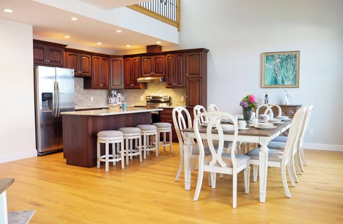 Ludington Condo | #4 Lakefront Hamlin Lake Retreat - Sleeps 10