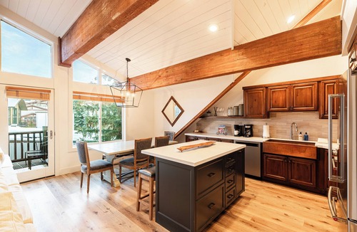 Deer Valley Condo | 4 Masters & 2 Hot tubs! BBQ - Perfect for large family!