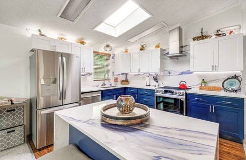 West Hills House | 4 Mi to Marina: Bremerton Home w/Scenic Views!