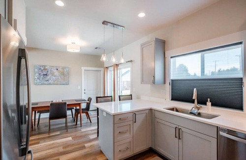 Corvallis House | 47th Place - SW Corvallis - 4-bedroom