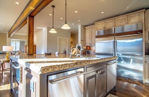 Sun Valley House | 4BD Fairway Twelve Retreat + Resort Amenities