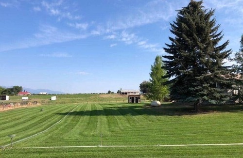 Corvallis House | 4BR Ranch w/Games + Deck + VIews | 4 Mi to Town
