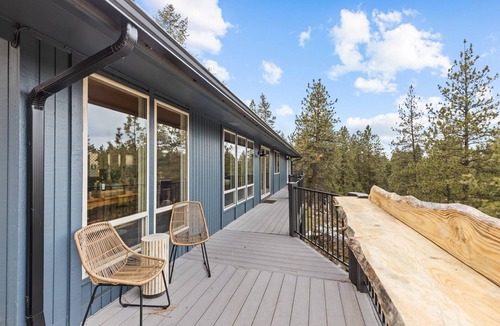 Post Falls Cabin | 5-Acre Cabin. 1 Min to River Access & Downtown Post Falls. Near CDA
