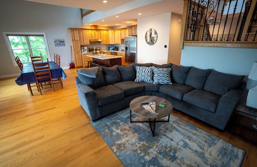 Ludington Condo | #5 Lakefront Hamlin Lake Retreat - Sleeps 10