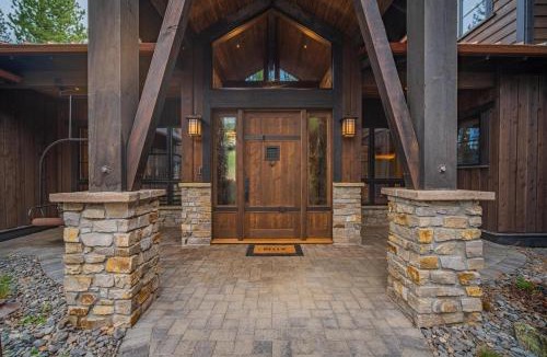 Sunriver House | 56301 Elk Run Drive - HLH Lodge
