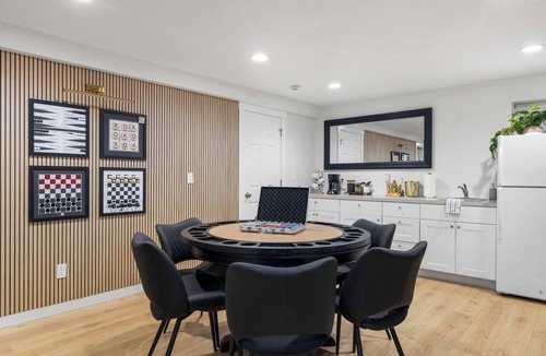 Boise Bench House | 6 BR Game Home W/Poker and Pool Tables