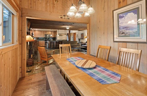 Overlook Park House | 7 Little Court home