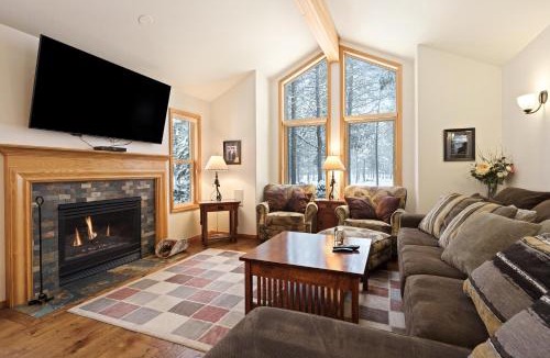 Sunriver House | 9 Hoodoo Home with XBOX 360 and Private Hot Tub