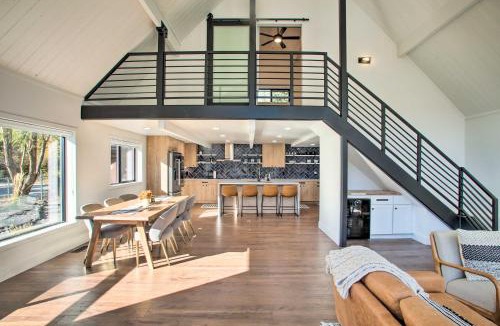 Twin Lakes House | A Contemporary Dream: Lakefront Rathdrum Oasis!