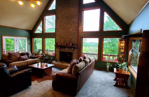 Irvine House | A-Frame Getaway with Hot tub, Sauna, Fire Pit & Pond - Station Camp Getaway
