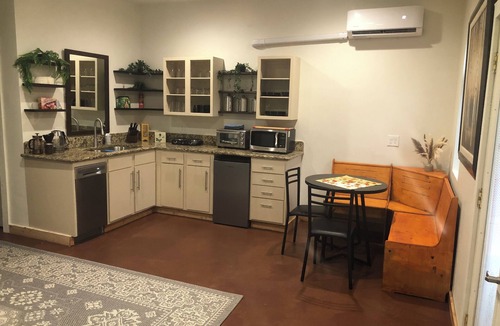 Sunset Apartment | A unique hideaway near Boise’s foothills