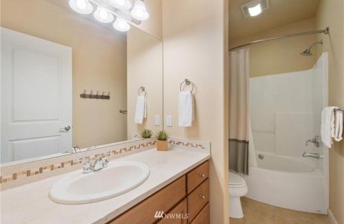Quincy House | A03-Livin' Life on the Golf Course Sunserra