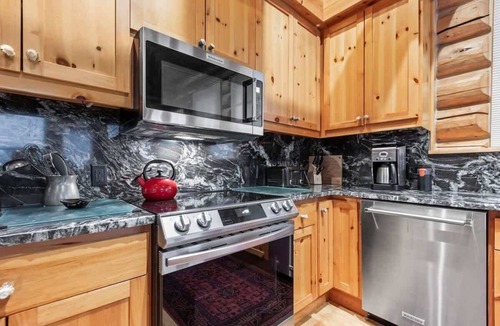 Granite Ridge Cabin | Abode on Obsidian, best value in Teton Village