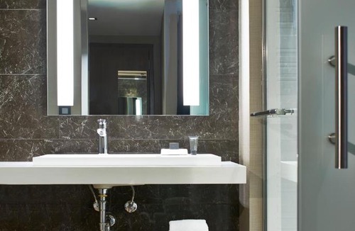 West Bellevue Hotel | AC Hotel by Marriott Seattle Bellevue/Downtown