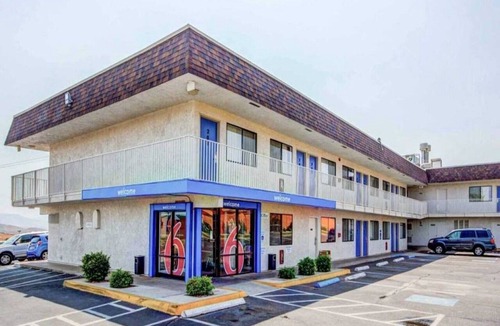 St. George Apartment | ADA|2 Beds|RI Shower|Nsmk
