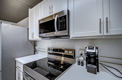 Downtown Jackson Apartment | Admiral Benbow # 247