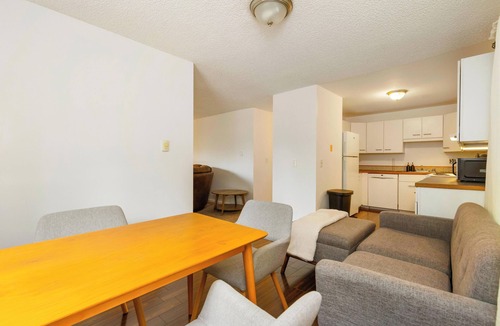 Picnic Point-North Lynnwood House | Adorable 2-bedroom townhome in Lynnwood