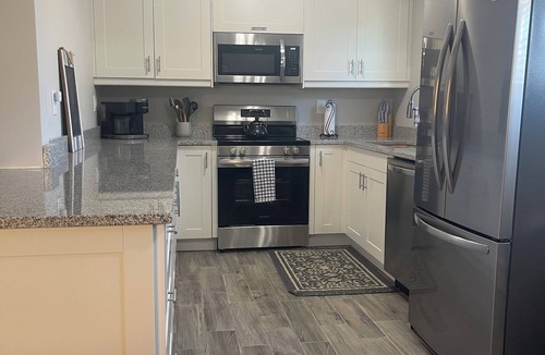 Algonac Apartment | Adorable 2 Bedroom Vacation Rental Located on Canal