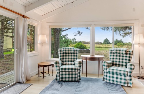 Copalis Beach House | Adorable cottage near the beach w/wood stove, firepit, & full kitchen