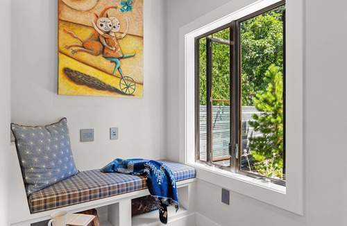 Cascade Locks House | Adventure and Relaxation come together at Hummingbird!
