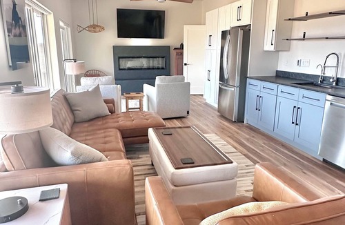 Alpine Cabin | Adventure Basecamp Fly Fishing Modern Alpine Home Near Jackson “Superfly” Cabin