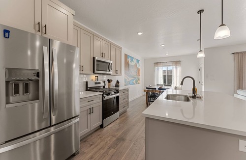 St. George House | Adventure Basecamp: Hot Tub + Resort Amenities