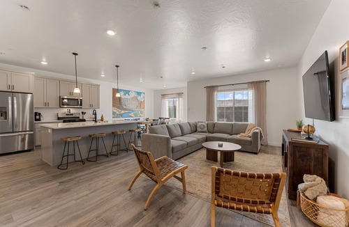 St. George House | Adventure Basecamp: Hot Tub + Resort Amenities