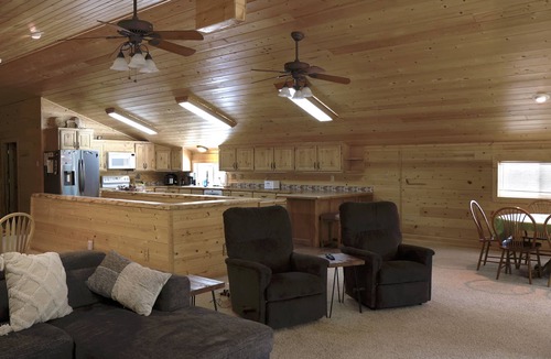 Island Park Cabin | Adventure Basecamp near YNP Hot Tub + Toy Garage