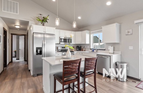 Post Falls House | Adventure Days, Cozy Nights—Stay & Play!