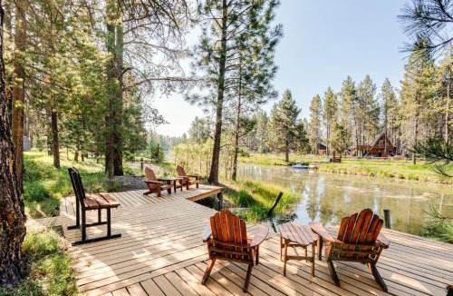 Oregon Water Wonderland House | Adventure Retreat in Sunriver