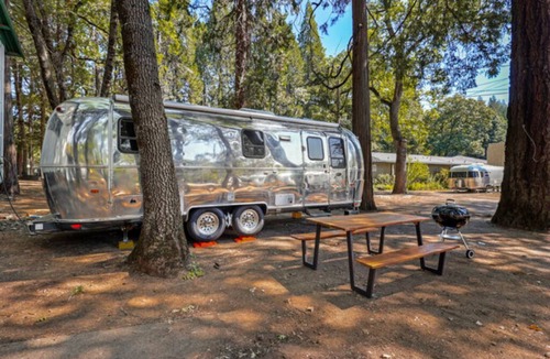 Dunsmuir Apartment | Airstream - (Buckeye)