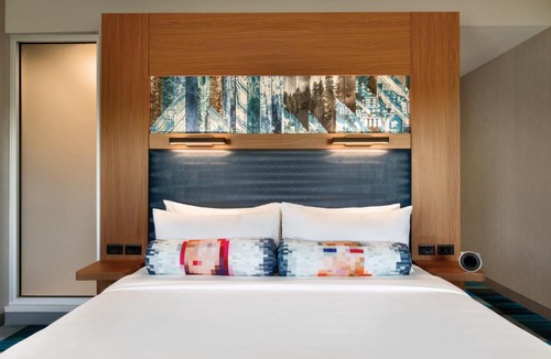 Beaverton Hotel | Aloft by Marriott Hillsboro-Beaverton